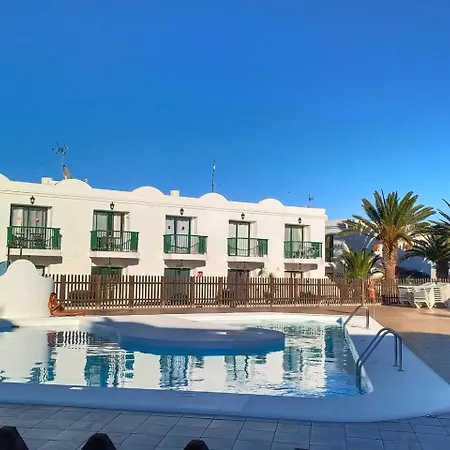 New Avatea Parque Natural, Piscinas Y Tennis